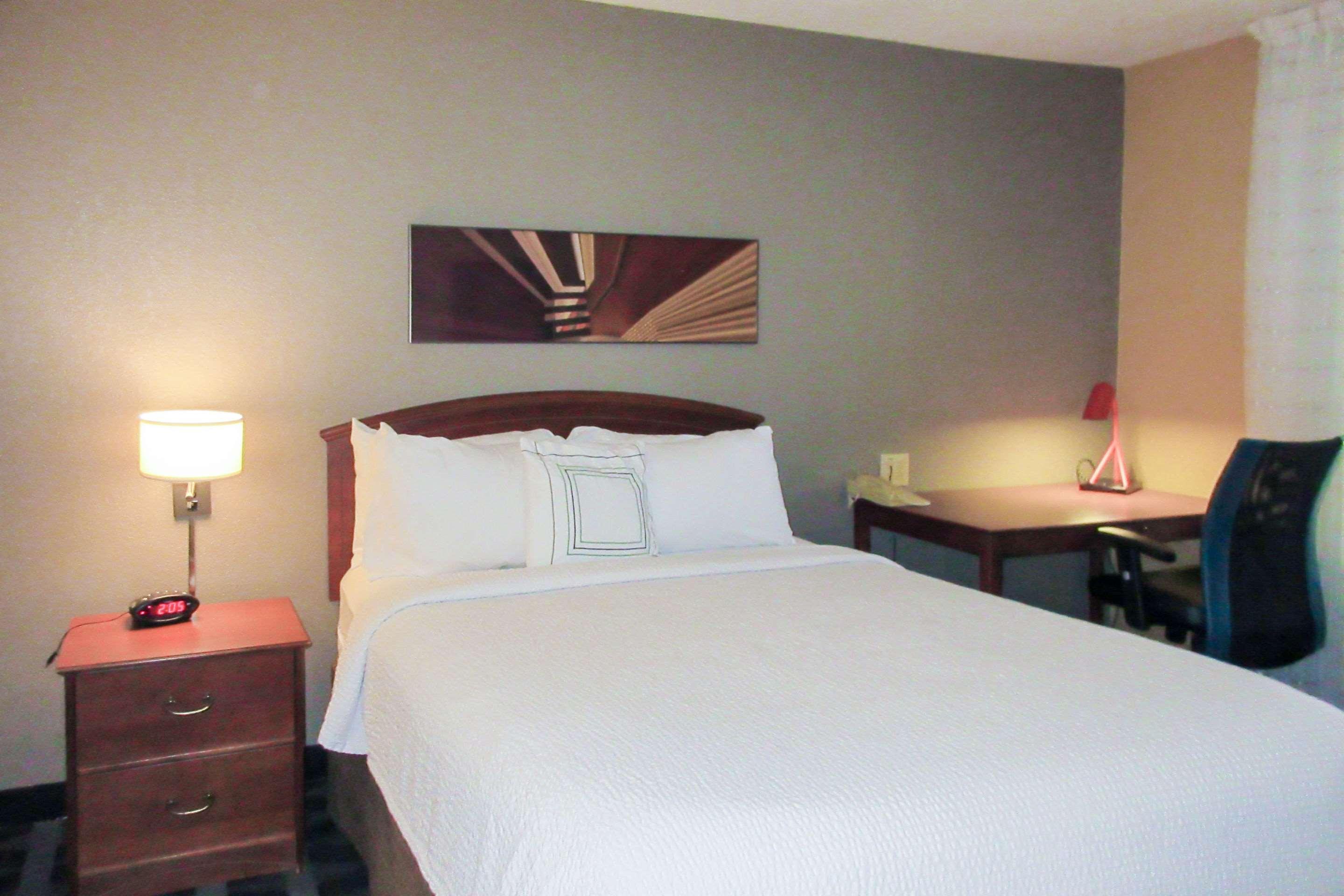 Suburban Extended Stay Hotel Greenville Haywood Mall Ngoại thất bức ảnh